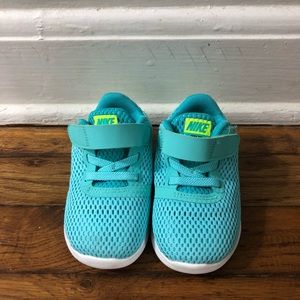 Cute tennis Shoes nike